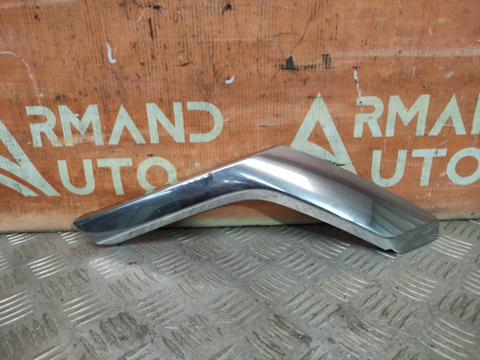 Накладка бампера нижняя Mitsubishi Pajero sport 2015-2021 3