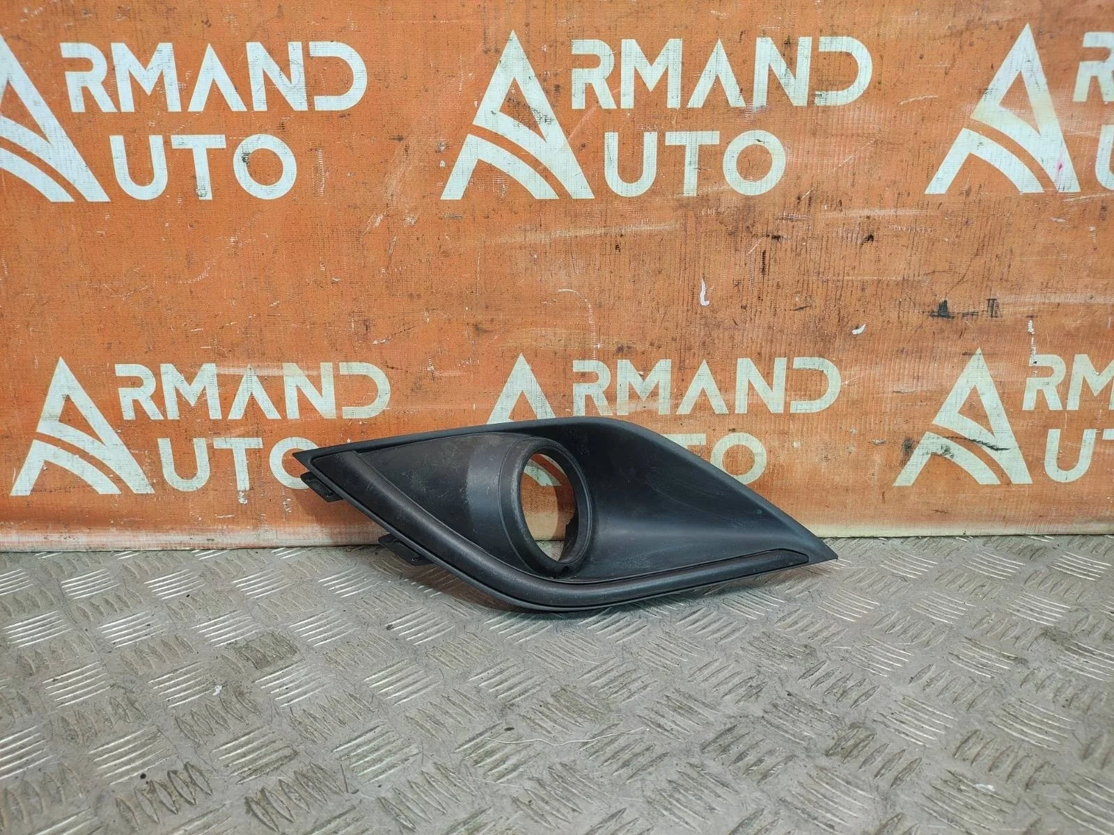 Окантовка птф Mitsubishi OUTLANDER 2018-нв 3