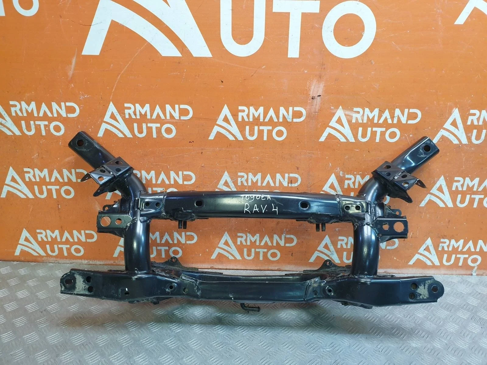 Подрамник Toyota RAV4 2012-2019 CA40