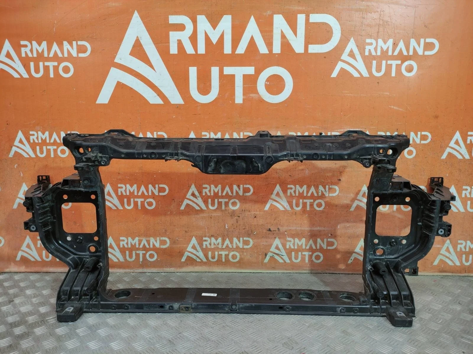 Панель передняя (суппорт радиатора) Kia K5 2020-нв 3