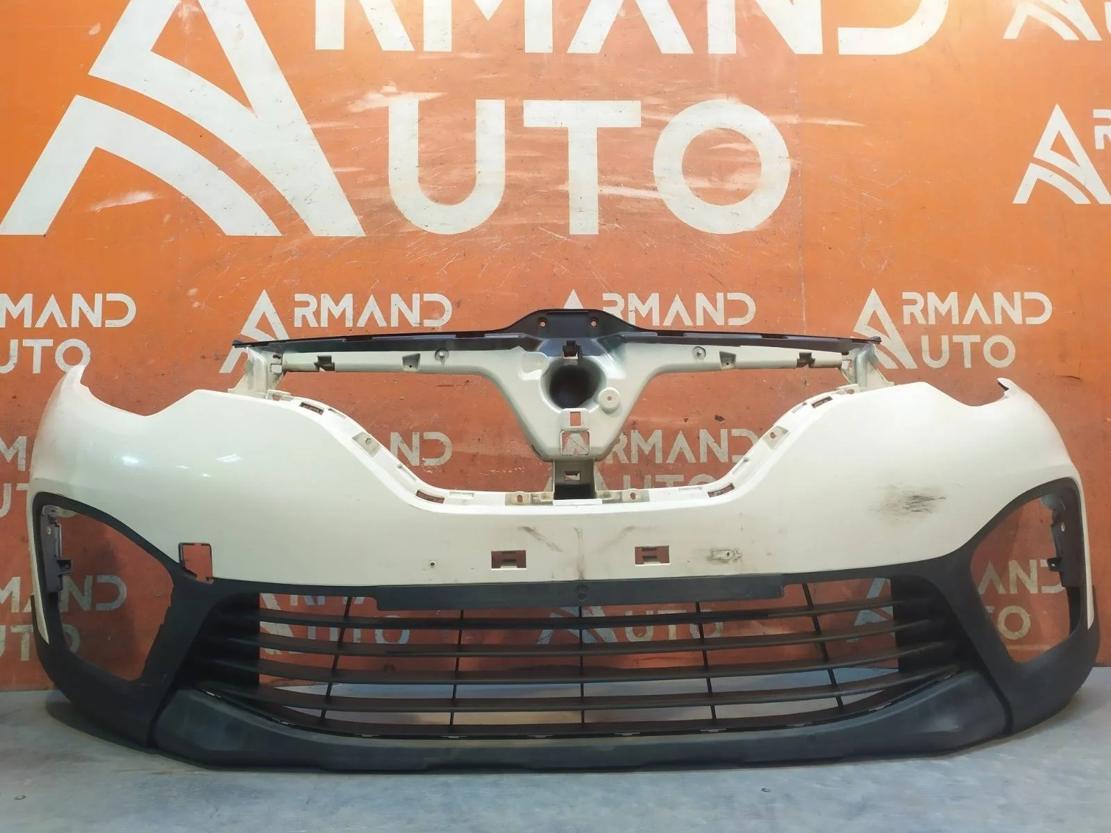 Бампер Renault Kaptur 2016-нв