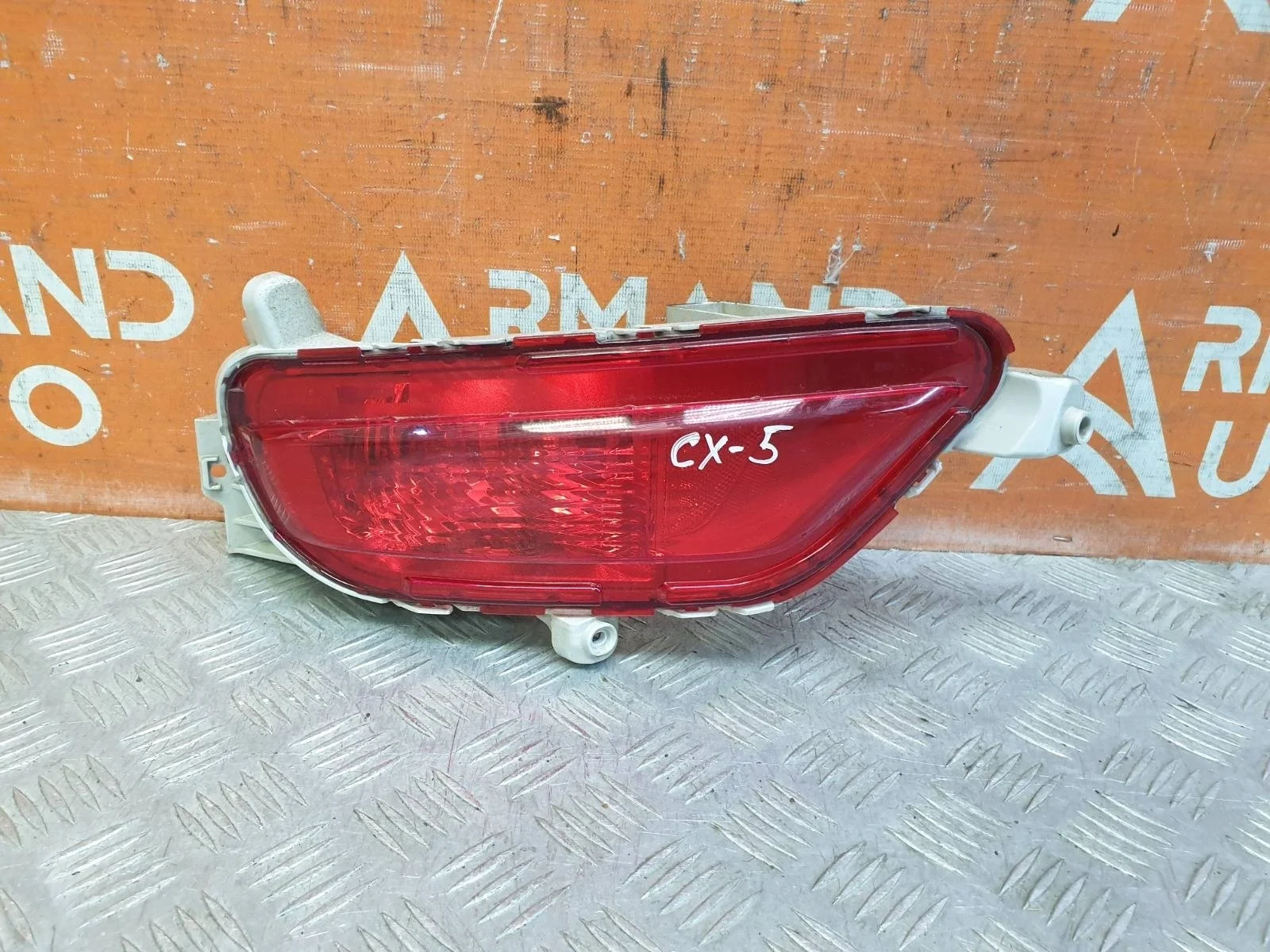 Фонарь противотуманный Mazda CX-5 2017-нв