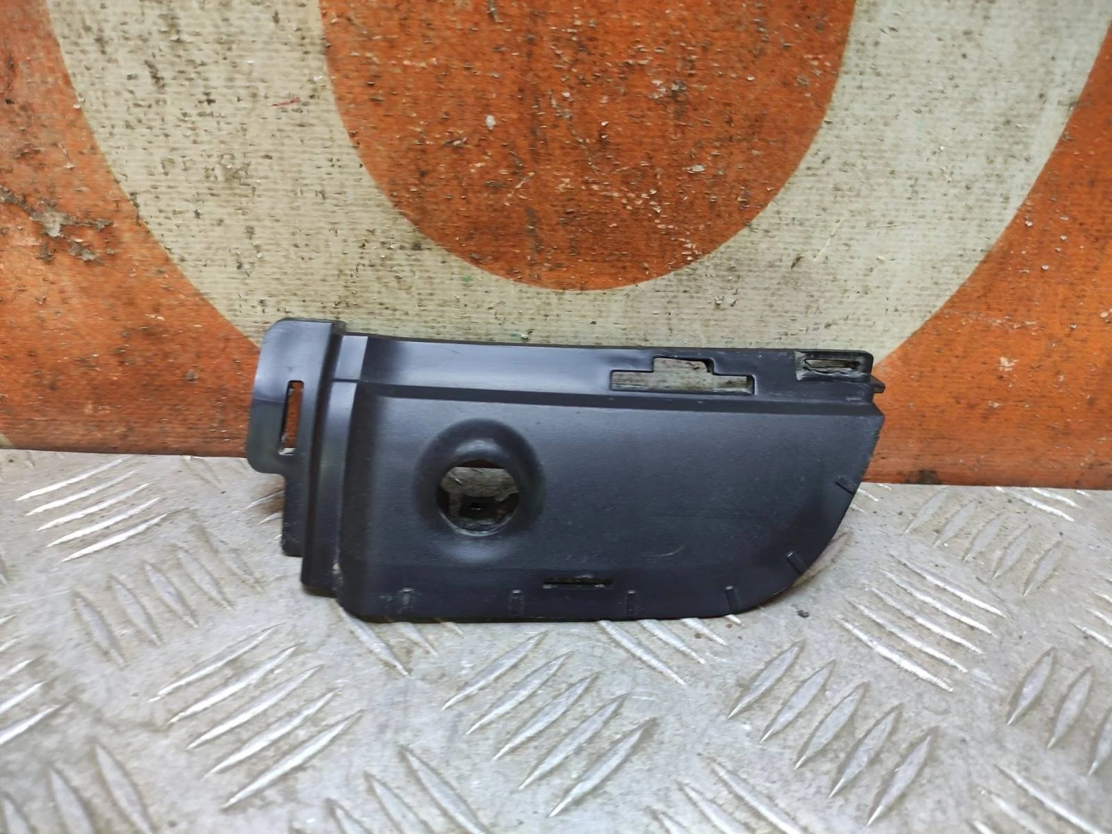 Кронштейн датчика парковки LAND ROVER Discovery Sport 2014-2019 L550