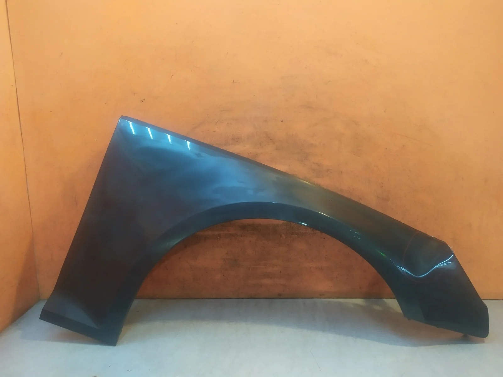 Крыло Audi A4 2015-2020 B9