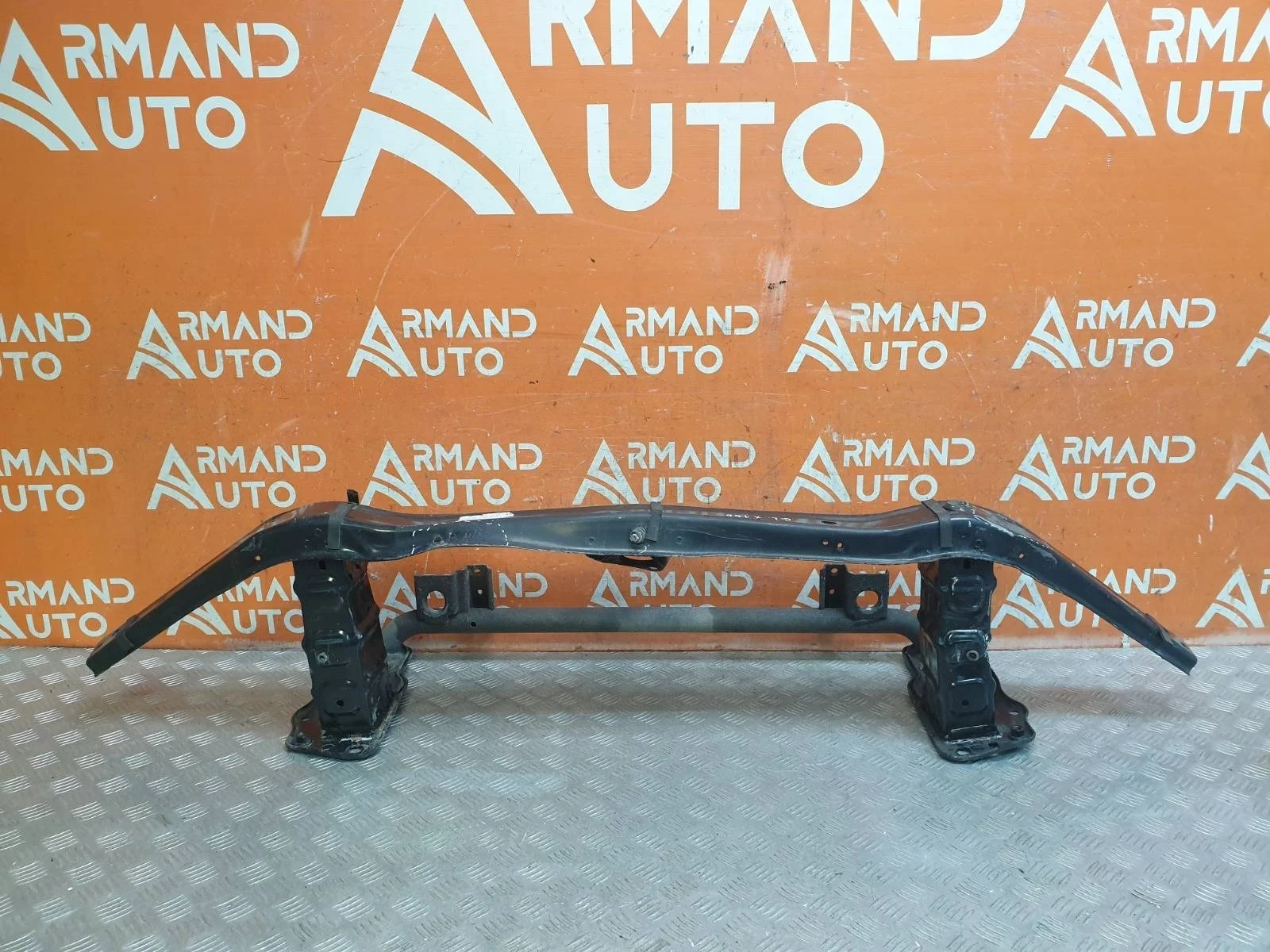 Усилитель бампера Mercedes GL GLS-Class 2012-2019 X166