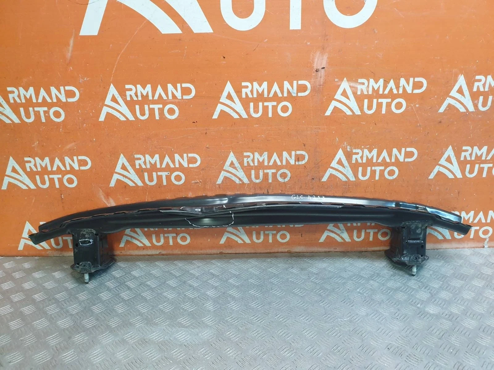 Усилитель бампера Mercedes GLC-Class 2015-2019 X253