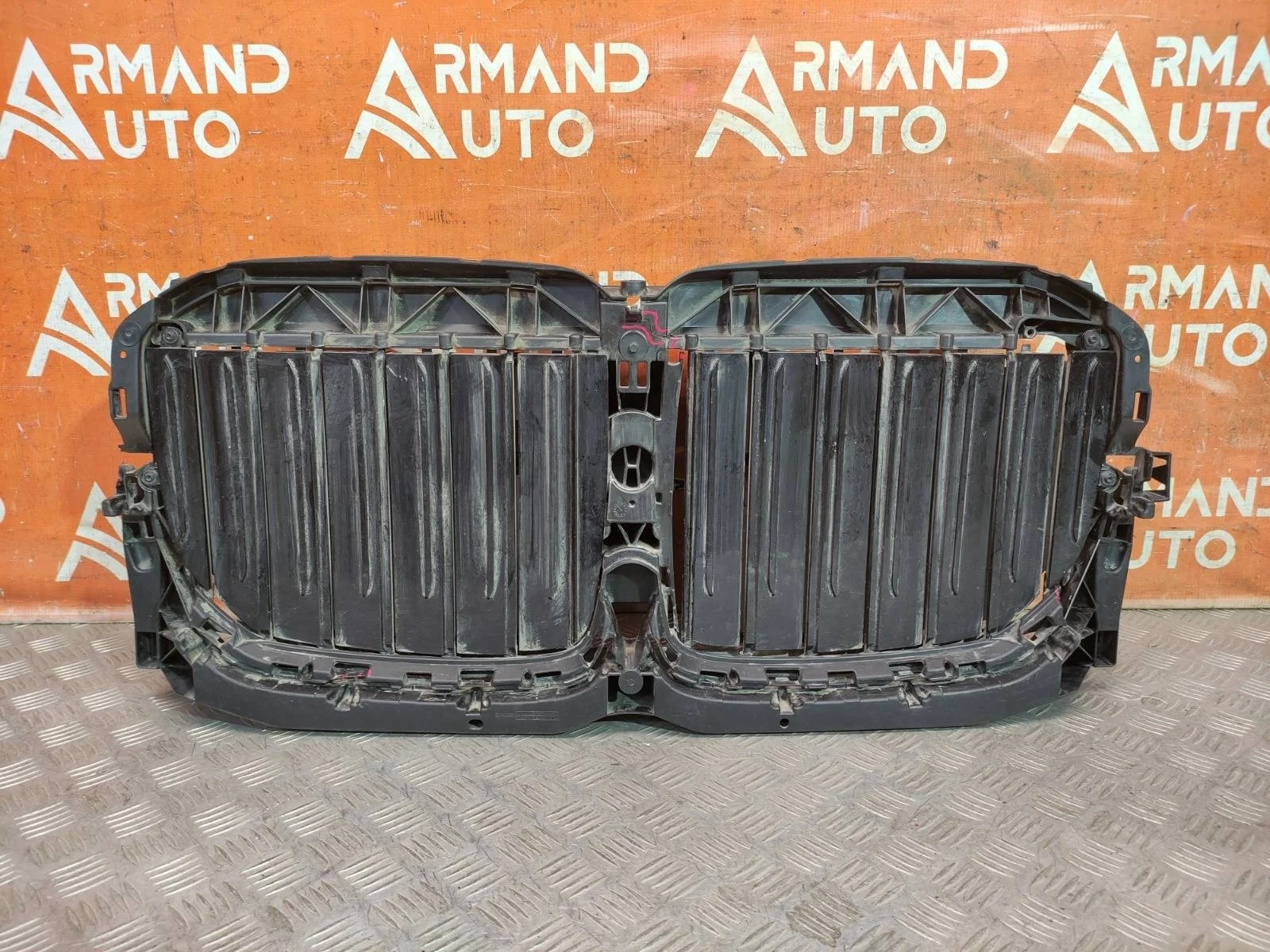 Жалюзи радиатора BMW X7 2018-нв G07