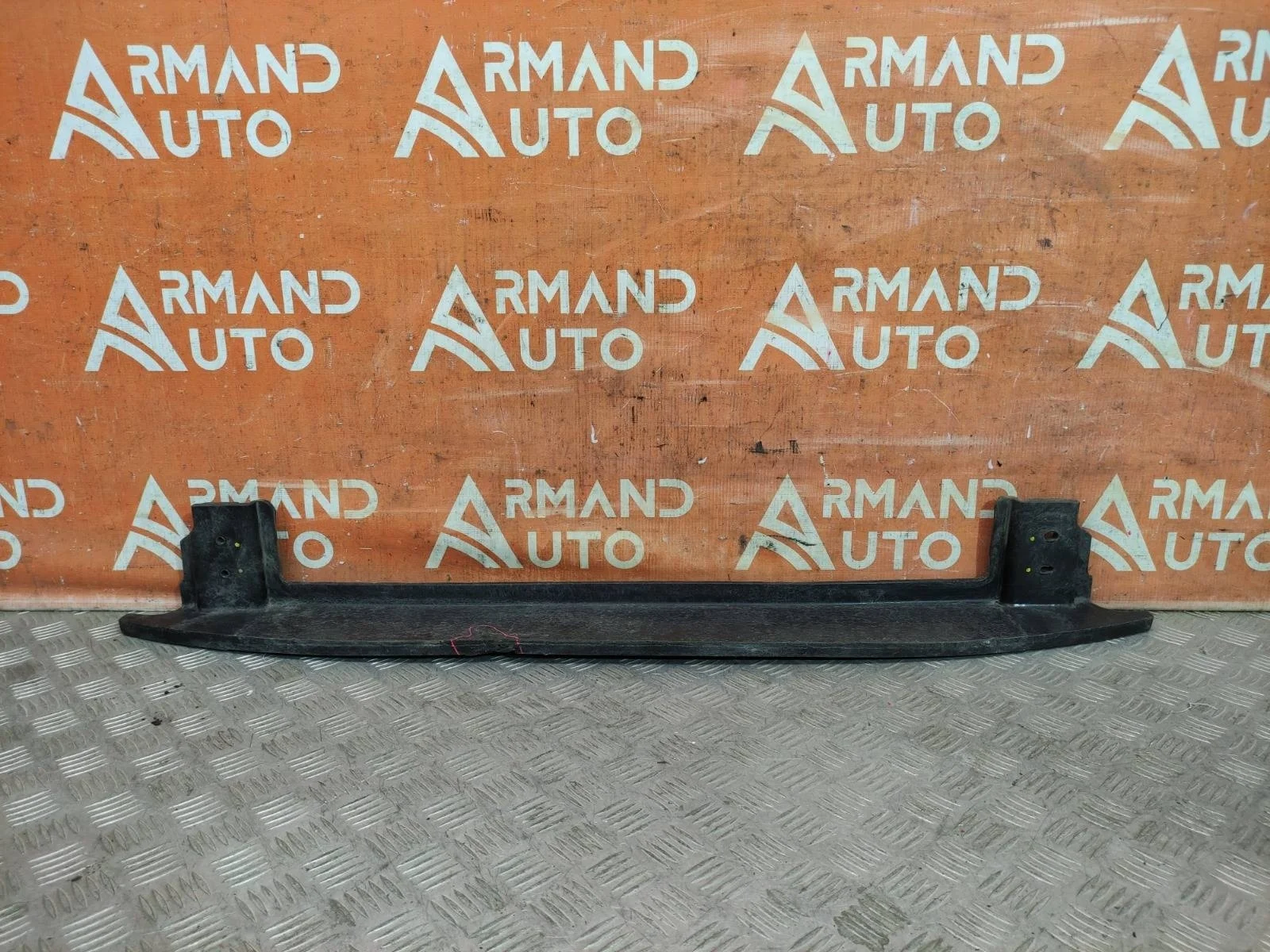 Усилитель бампера верхний KIA Sorento 2012-2019 XM