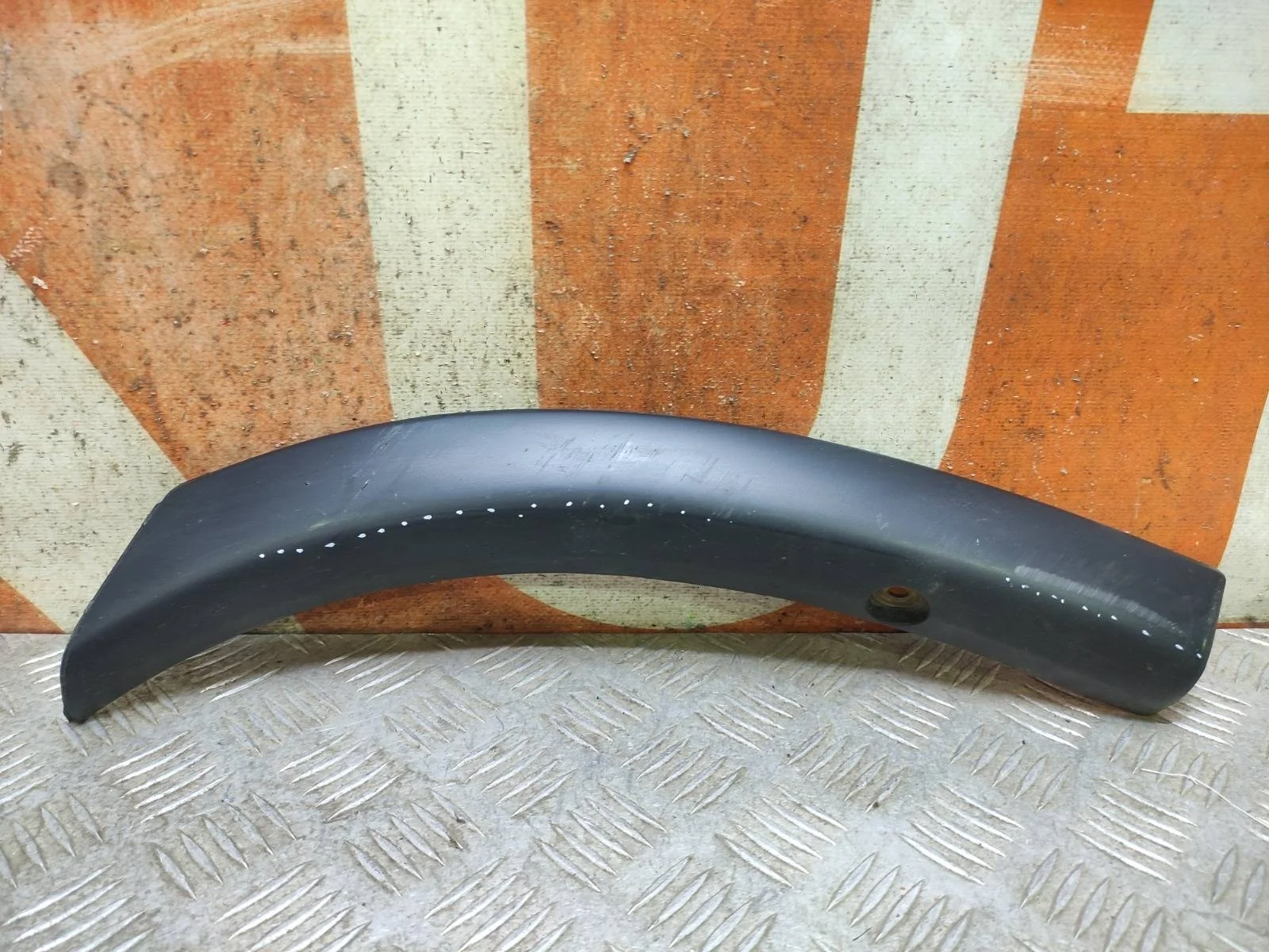 Расширитель бампера Mitsubishi OUTLANDER 2014-2018 3