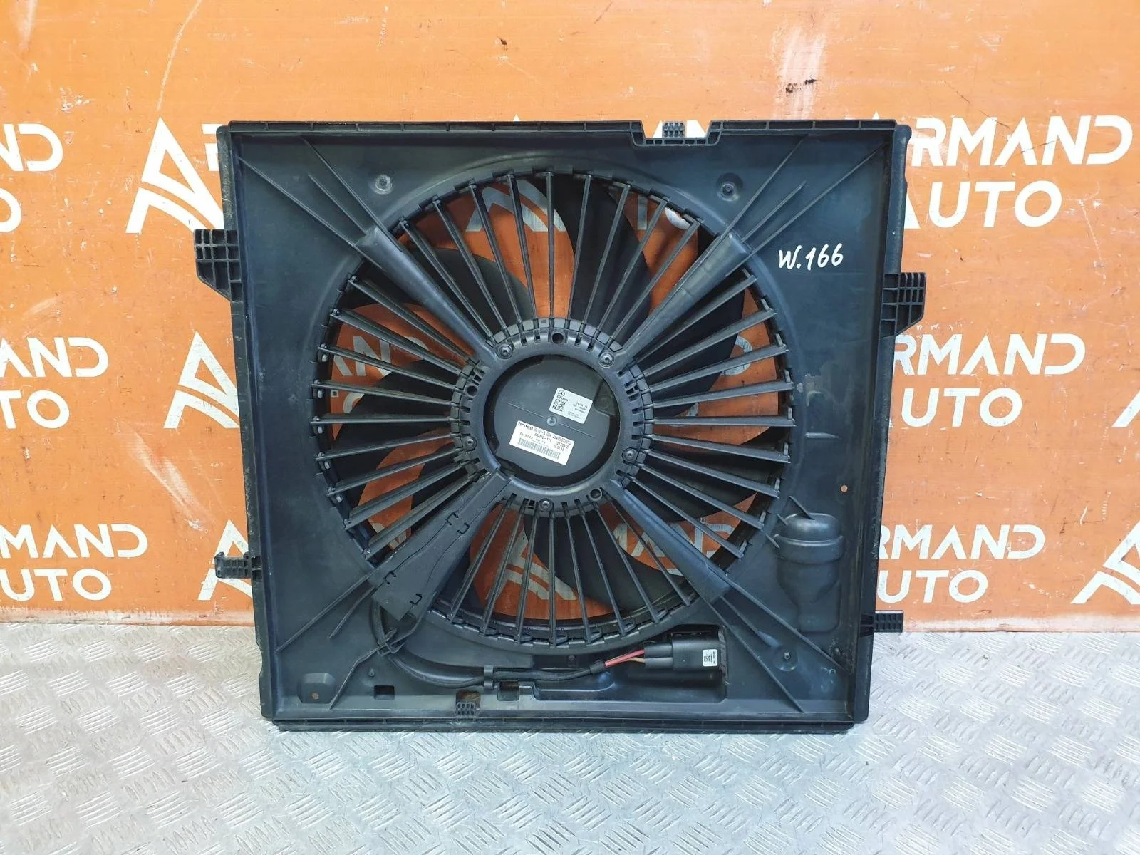 Диффузор вентилятора Mercedes ML GLE-Class 2011-2018 W166