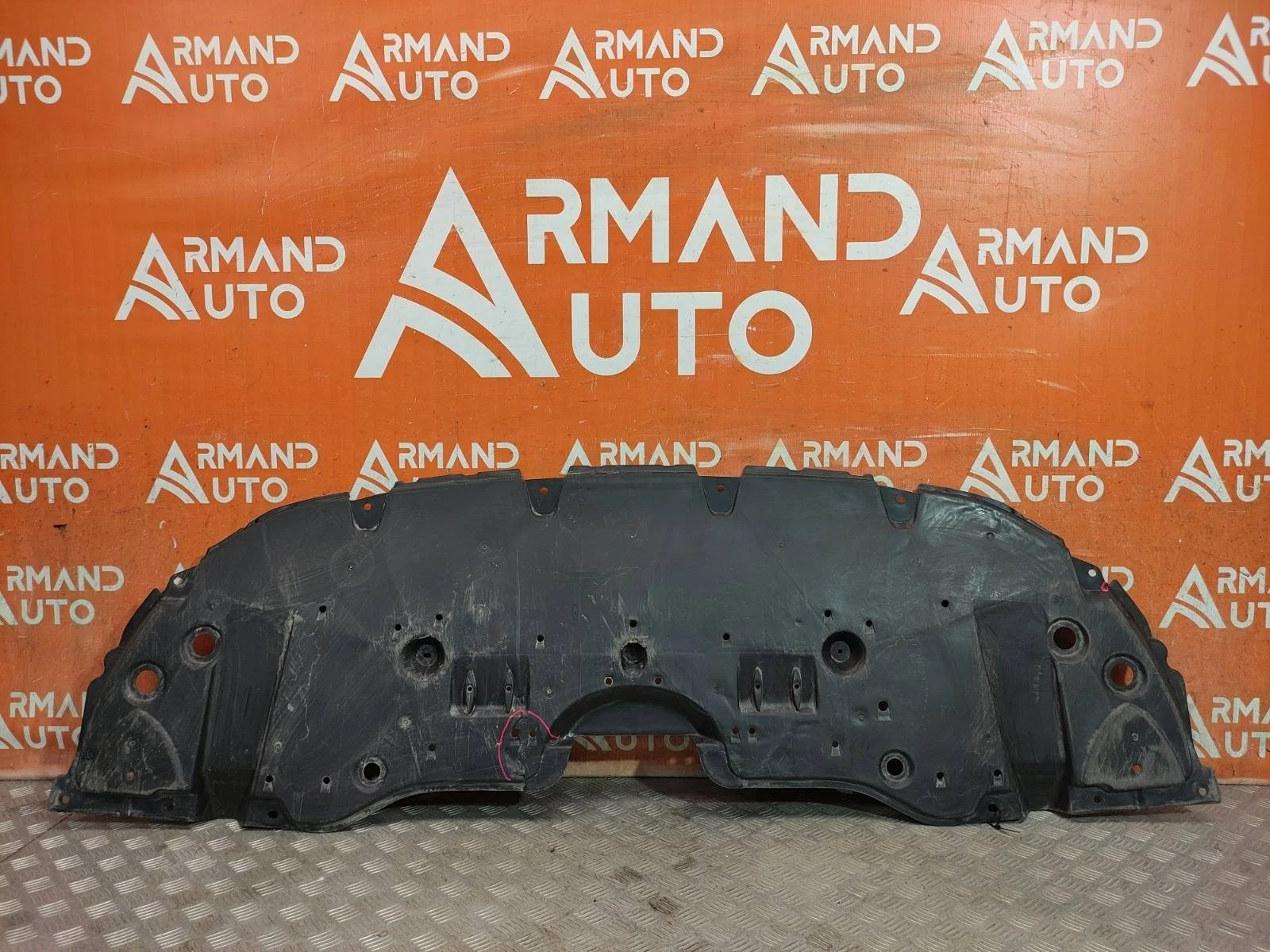 Пыльник бампера Toyota Camry 2020-нв 8 XV70