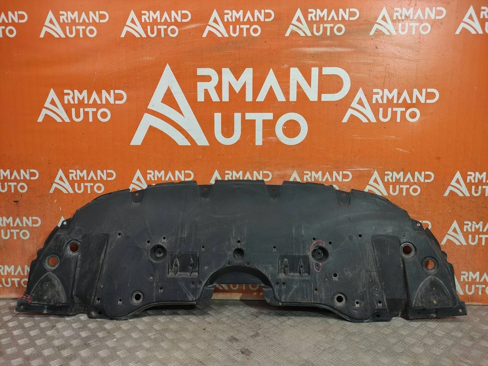 Пыльник бампера Toyota Camry 2020-нв 8 XV70