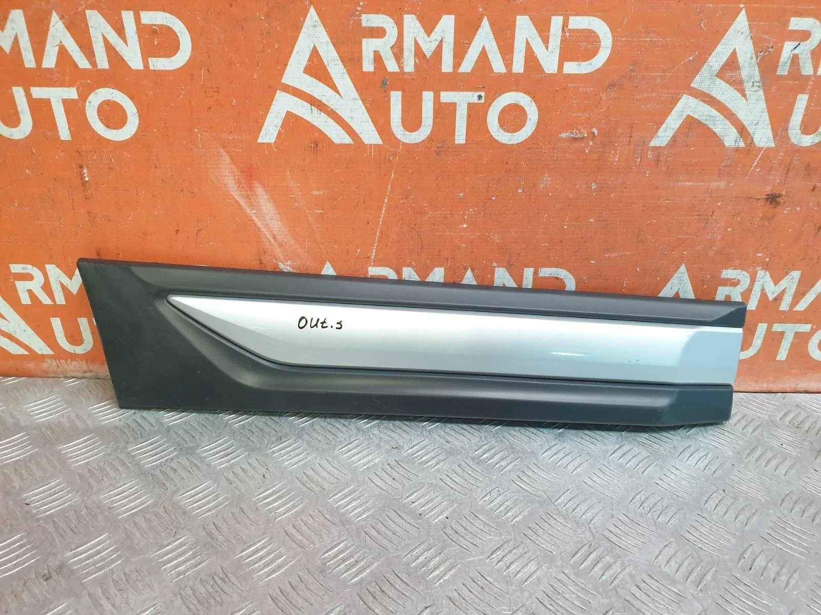 Молдинг двери MItsubishi OUTLANDER 2015-нв 3