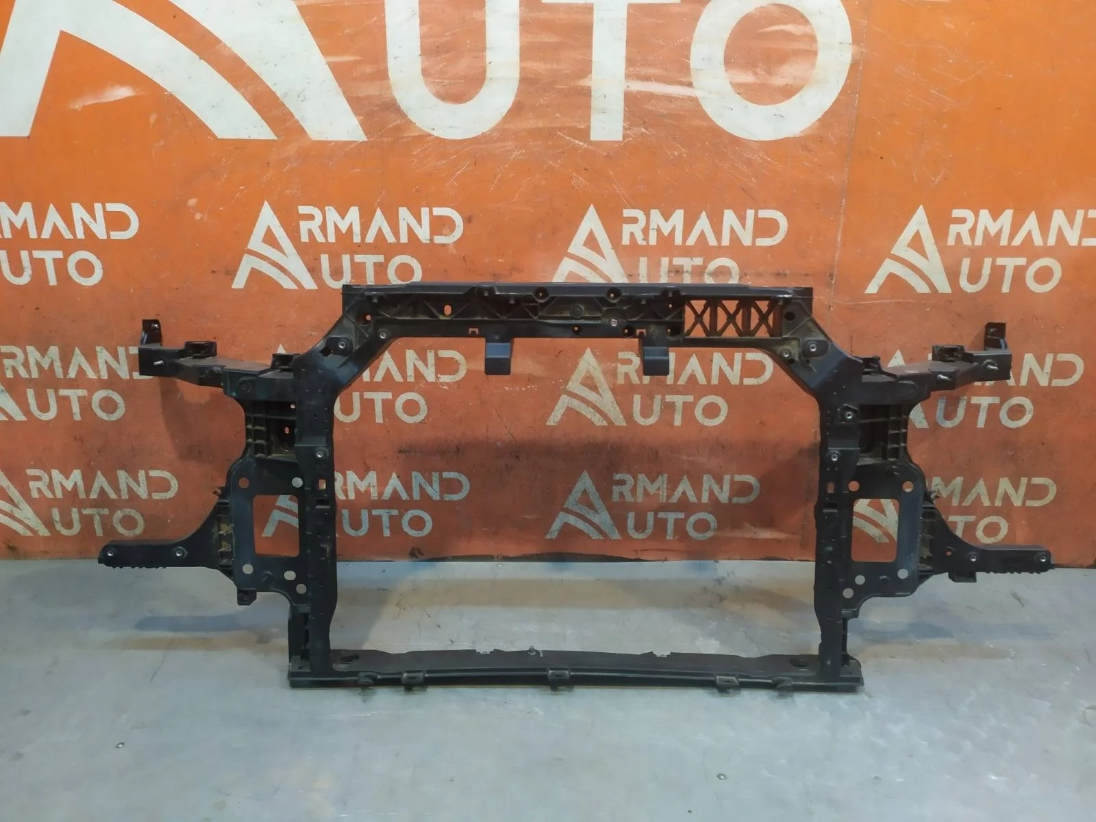 Панель передняя (суппорт радиатора) Kia Soul 2019-нв 3