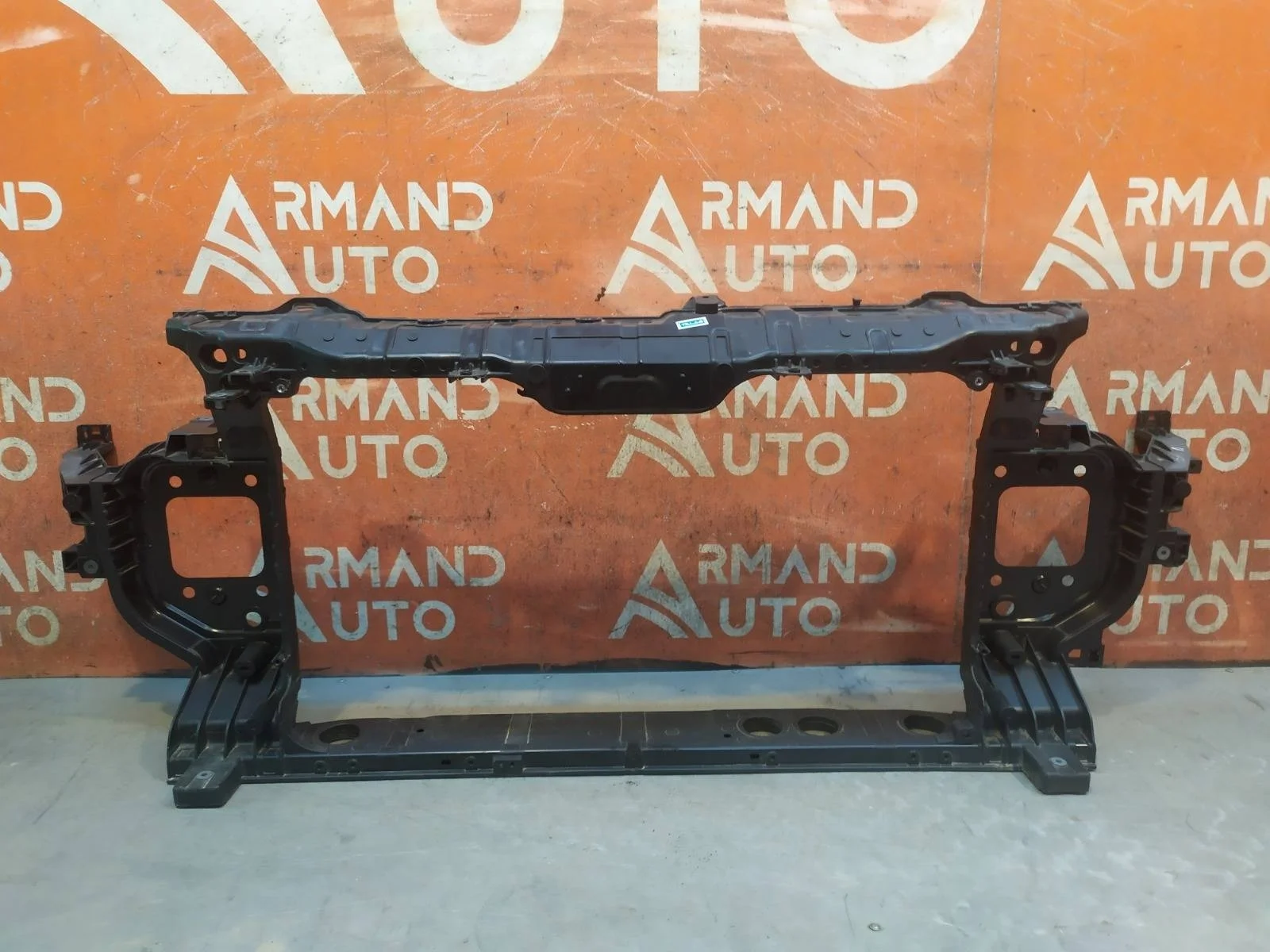 Панель передняя (суппорт радиатора) Kia K5 2020-нв 3