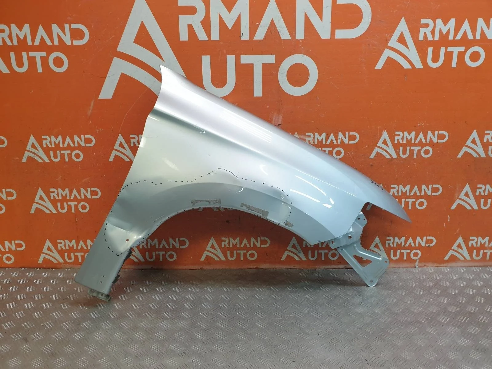 Крыло Mitsubishi Outlander 2015-нв 3