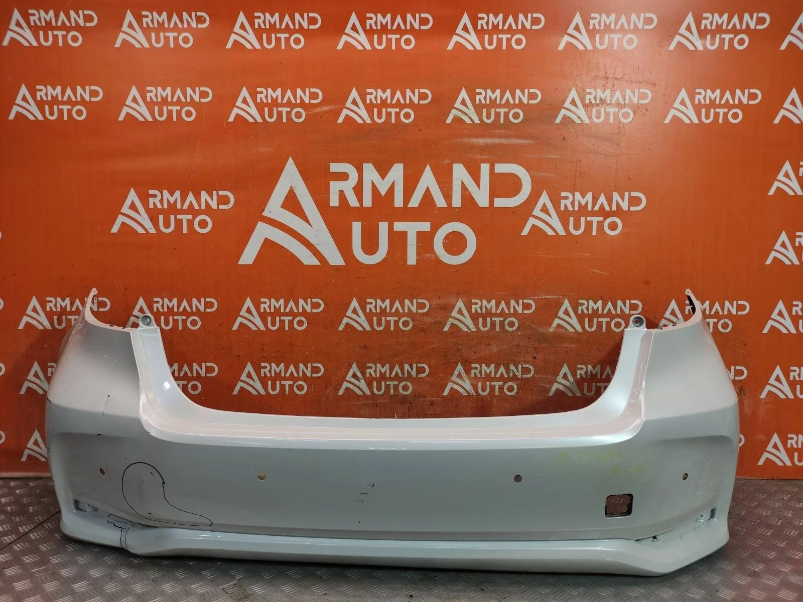 Бампер Toyota Corolla 2018-нв 12 E210