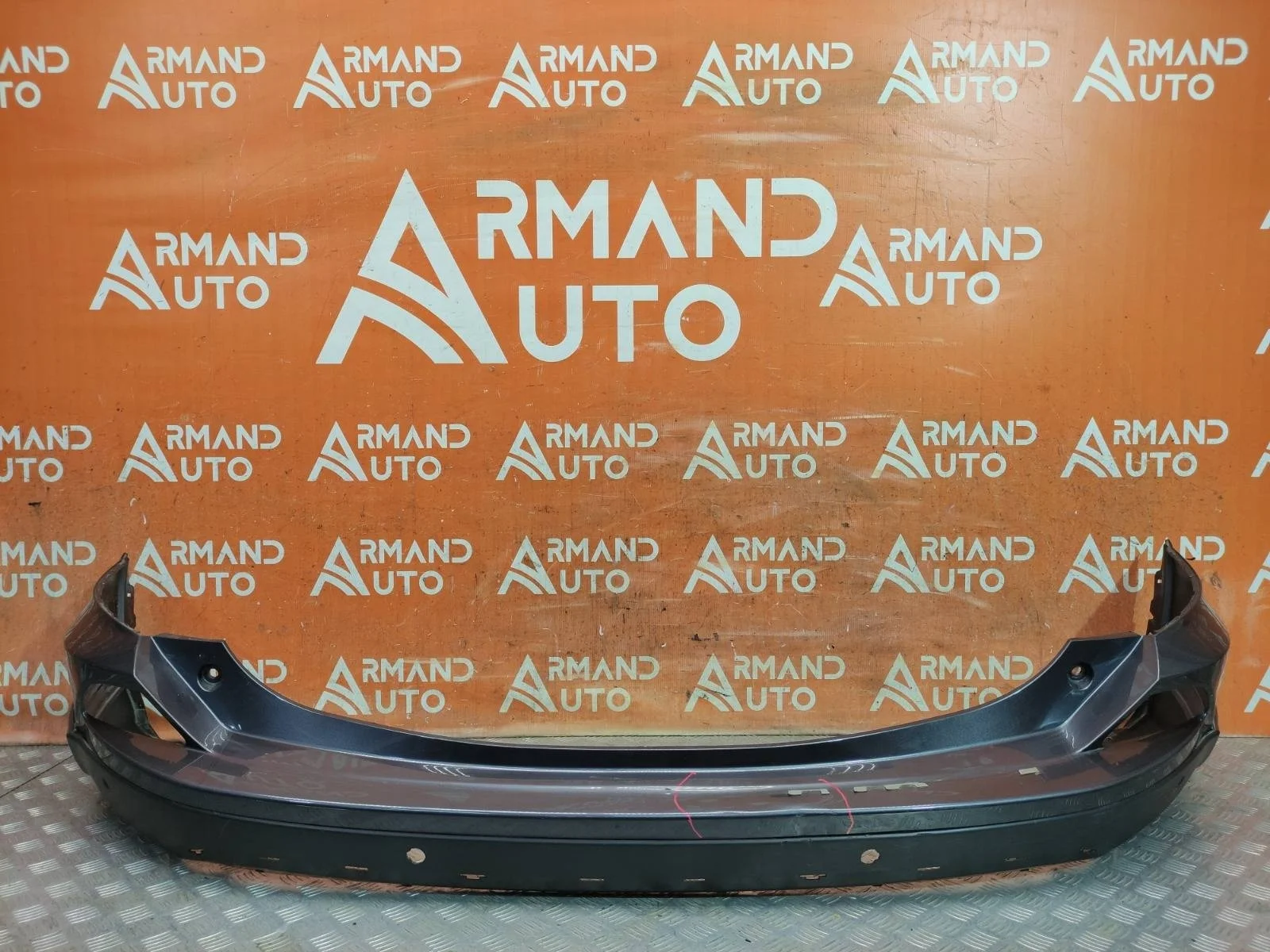 Бампер Toyota RAV4 2015-2019 CA40