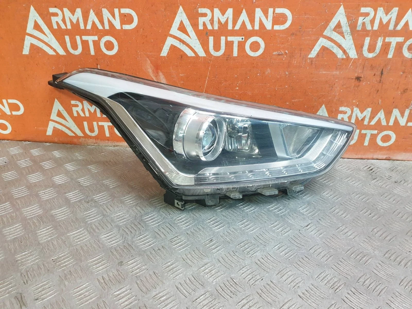 Фара Hyundai Creta 2016-2021