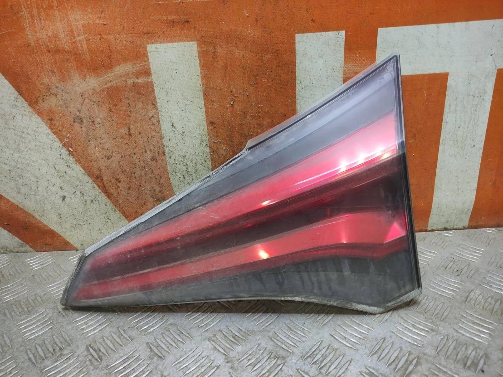 Фонарь внутренний TOYOTA RAV4 2015-2019 CA40