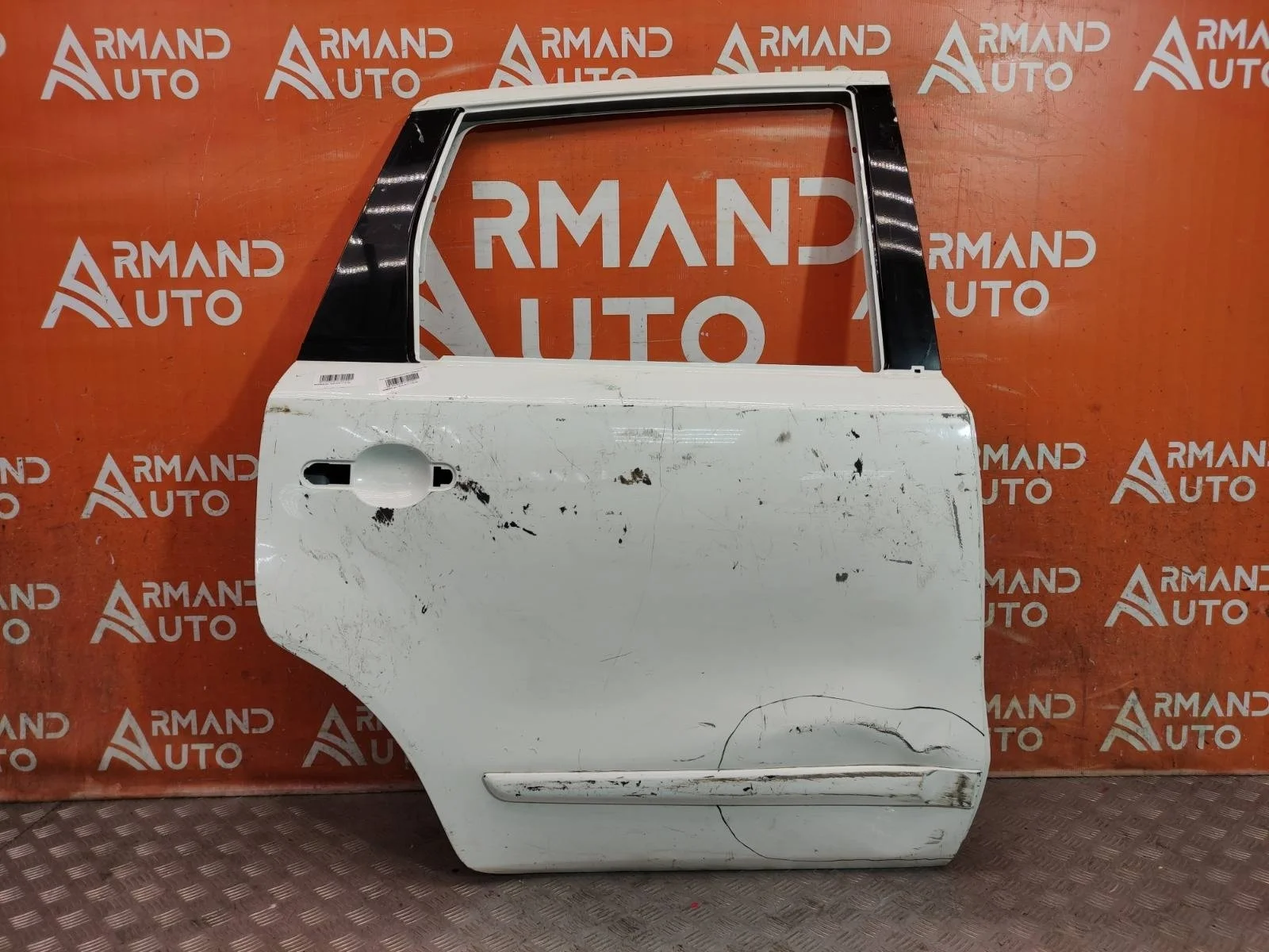 Дверь Nissan Note 2005-2013