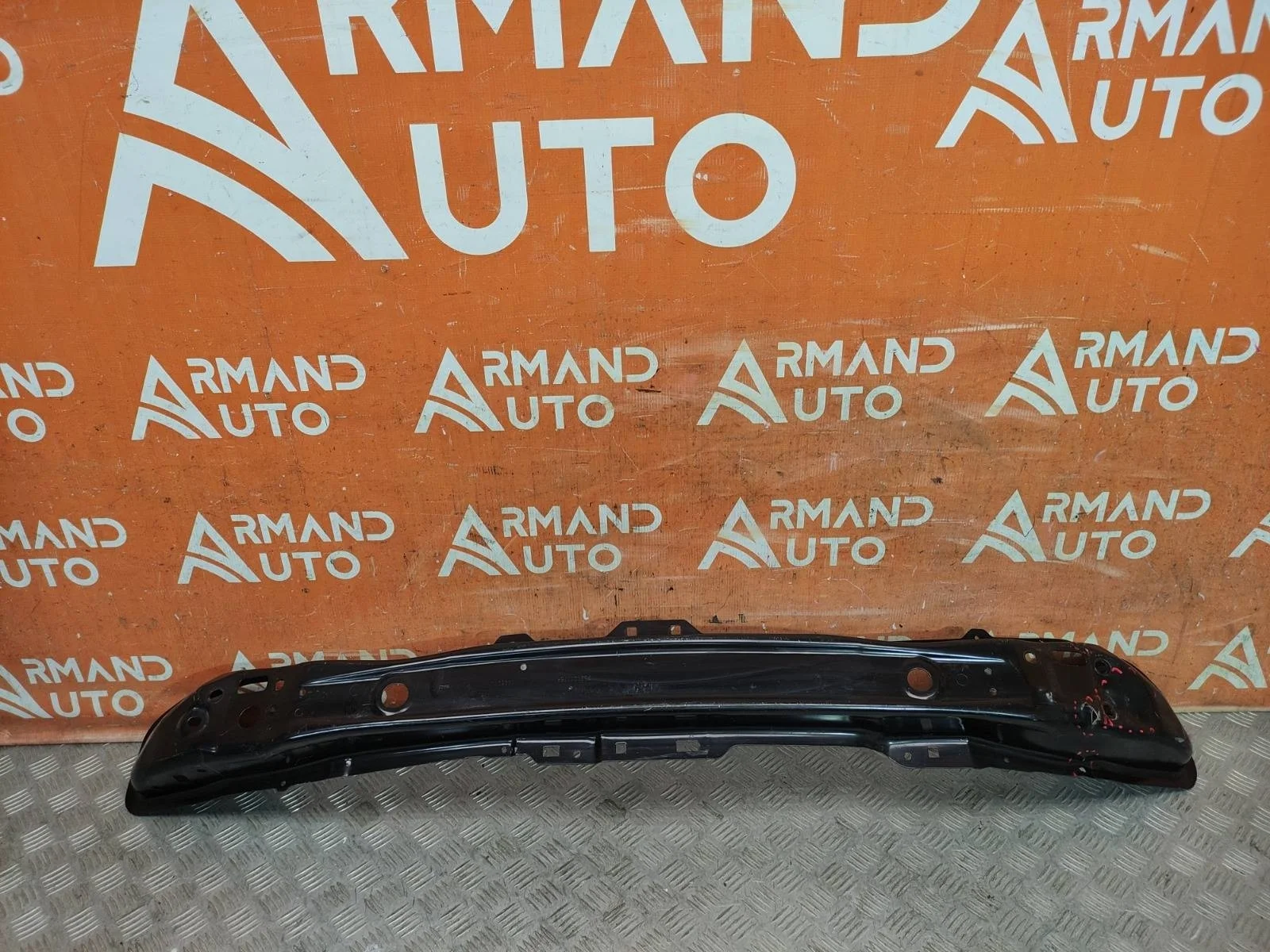 Усилитель бампера Renault Arkana 2019-нв