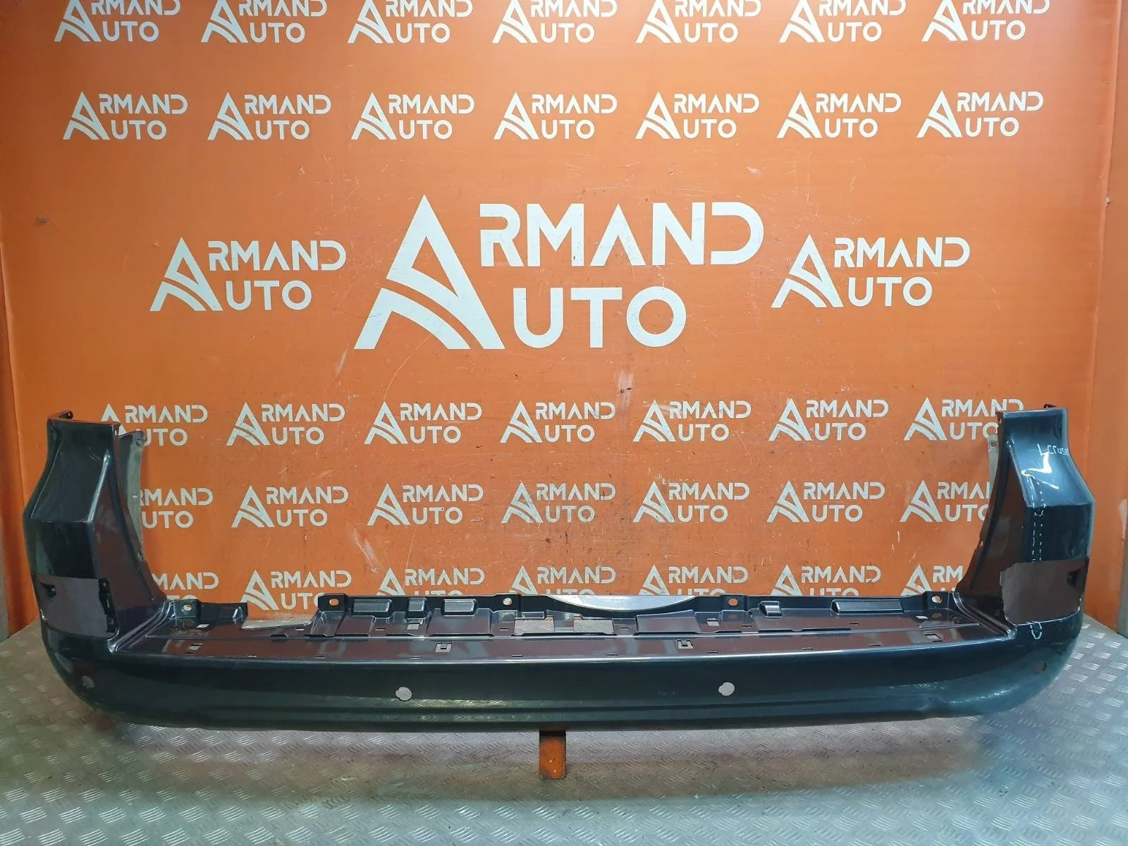 Бампер Toyota Land Cruiser 2015-2021 200