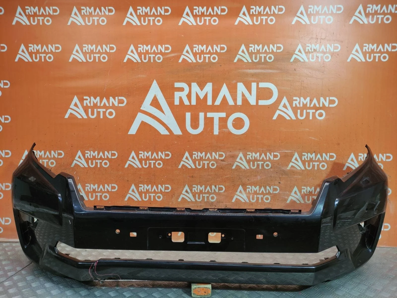 Бампер Toyota Land Cruiser Prado 2017-нв 150