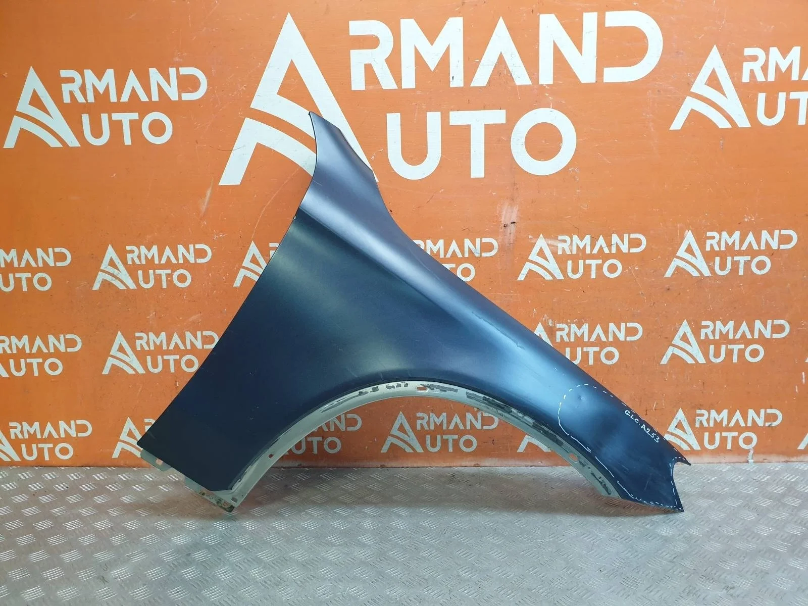 Крыло Mercedes GLC-Class 2015-нв X253