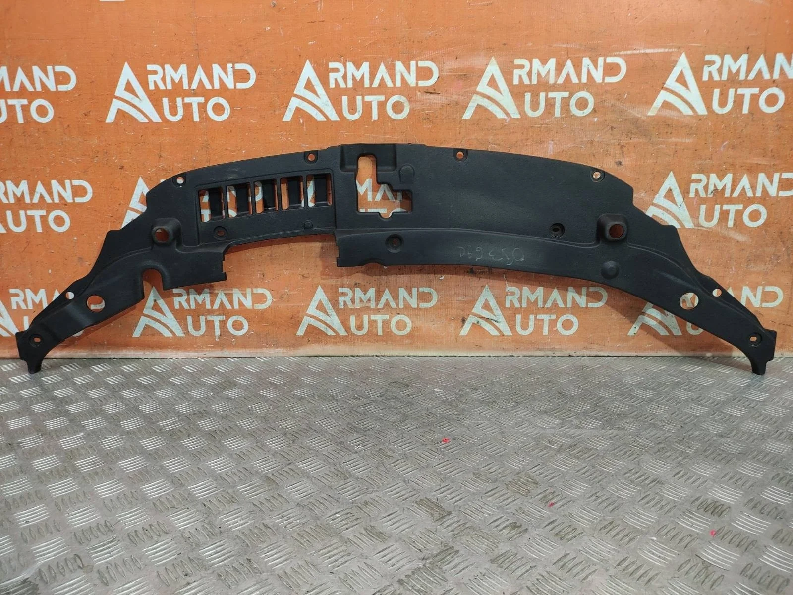 Кожух замка капота Toyota Camry 2014-2018 7 XV50