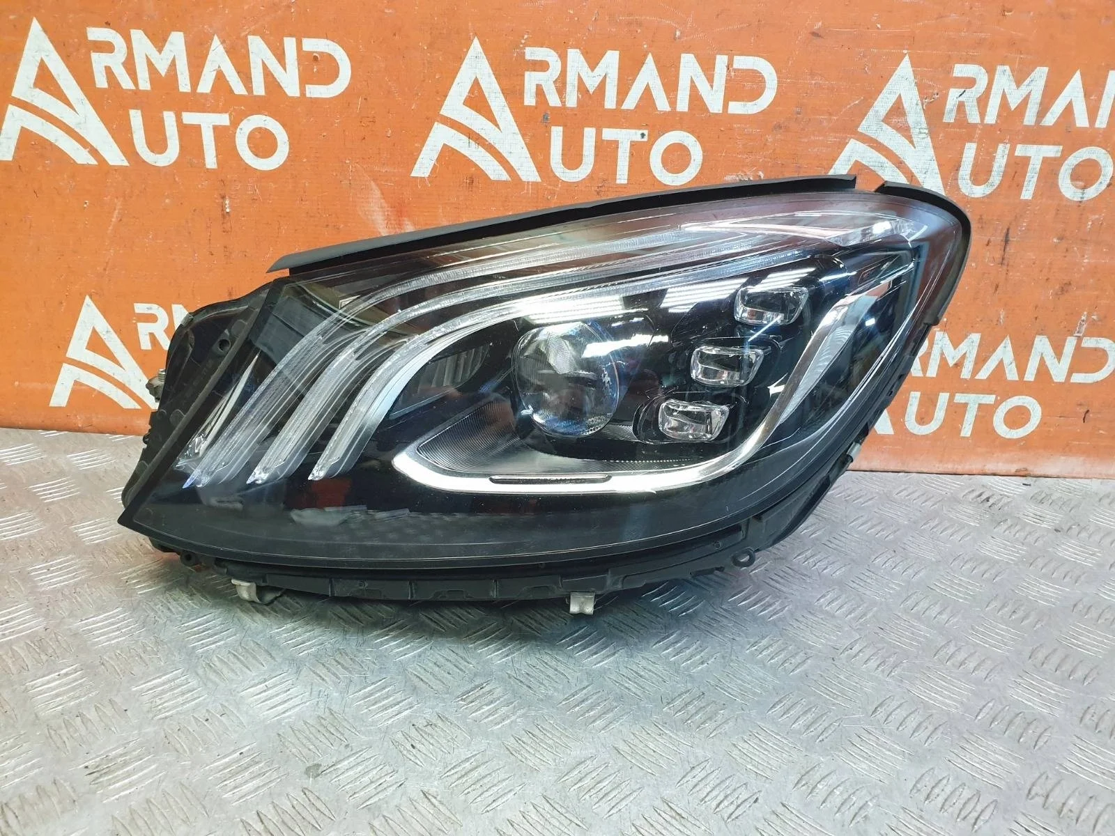 Фара Mercedes -Class 2017-2020 W222