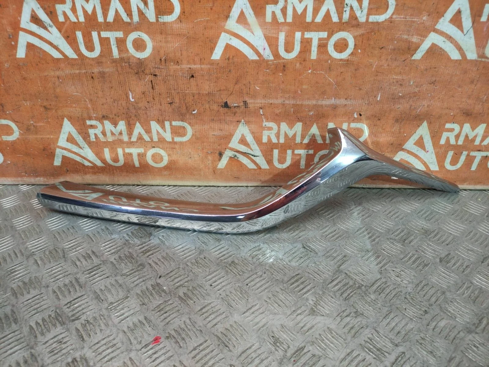 Накладка решетки радиатора Mazda CX-5 2017-нв