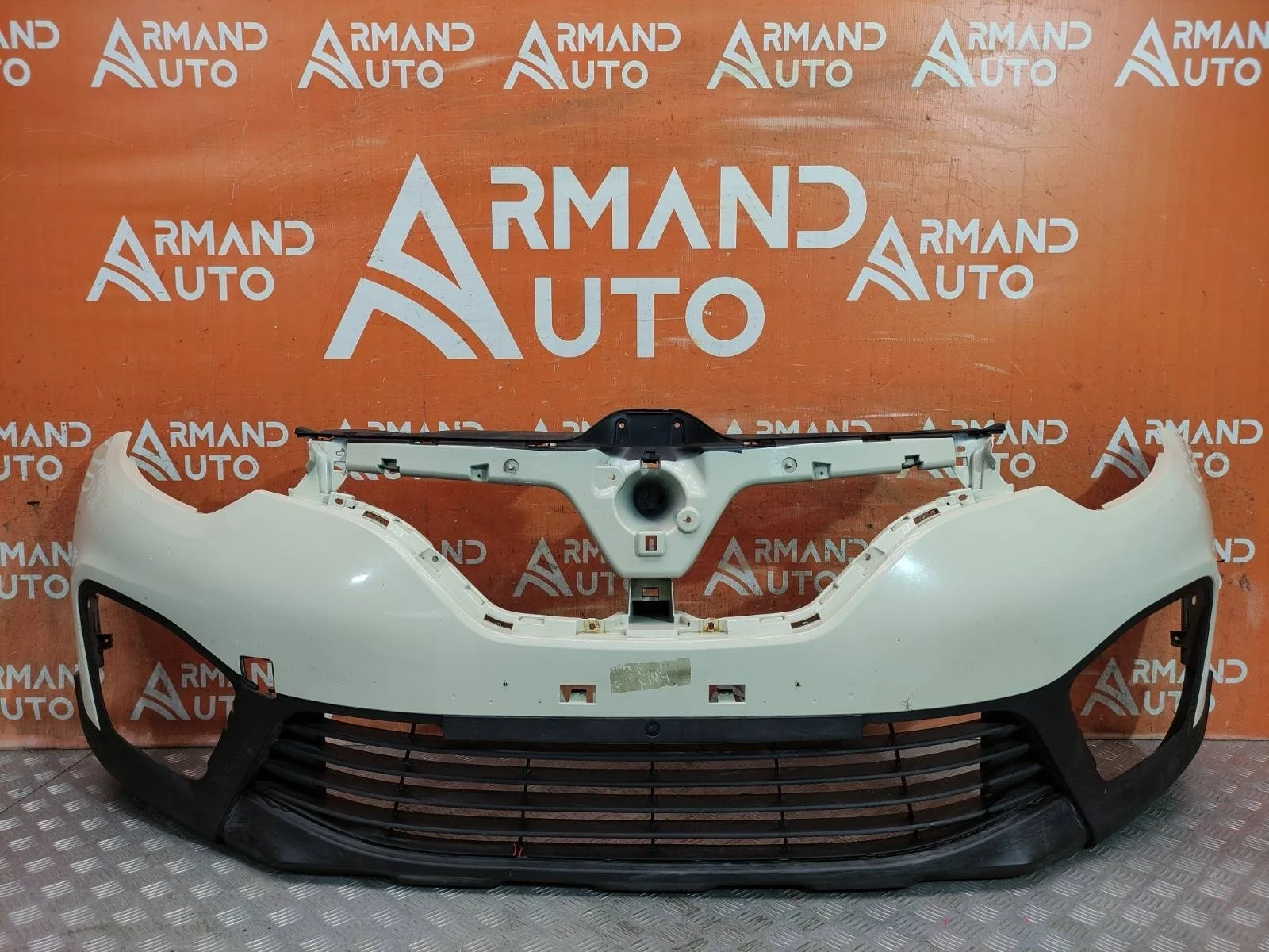 Бампер Renault Kaptur 2016-нв