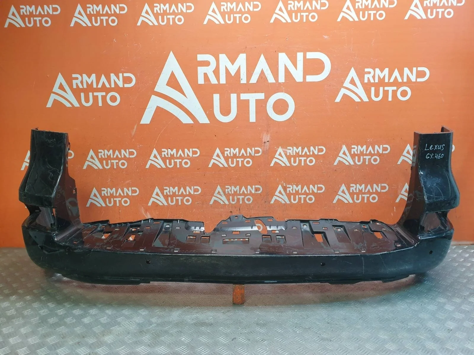 Бампер Lexus GX 2013-нв URJ150