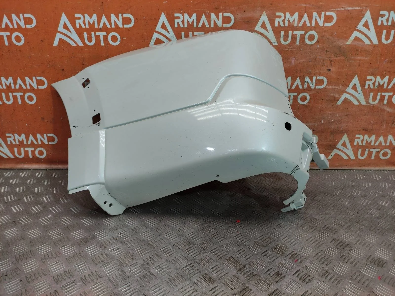 Бампер Mitsubishi Pajero 2006-нв 4