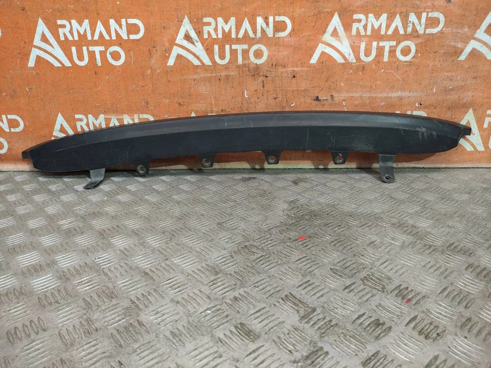 Накладка бампера Toyota Camry 2014-2017 XV50