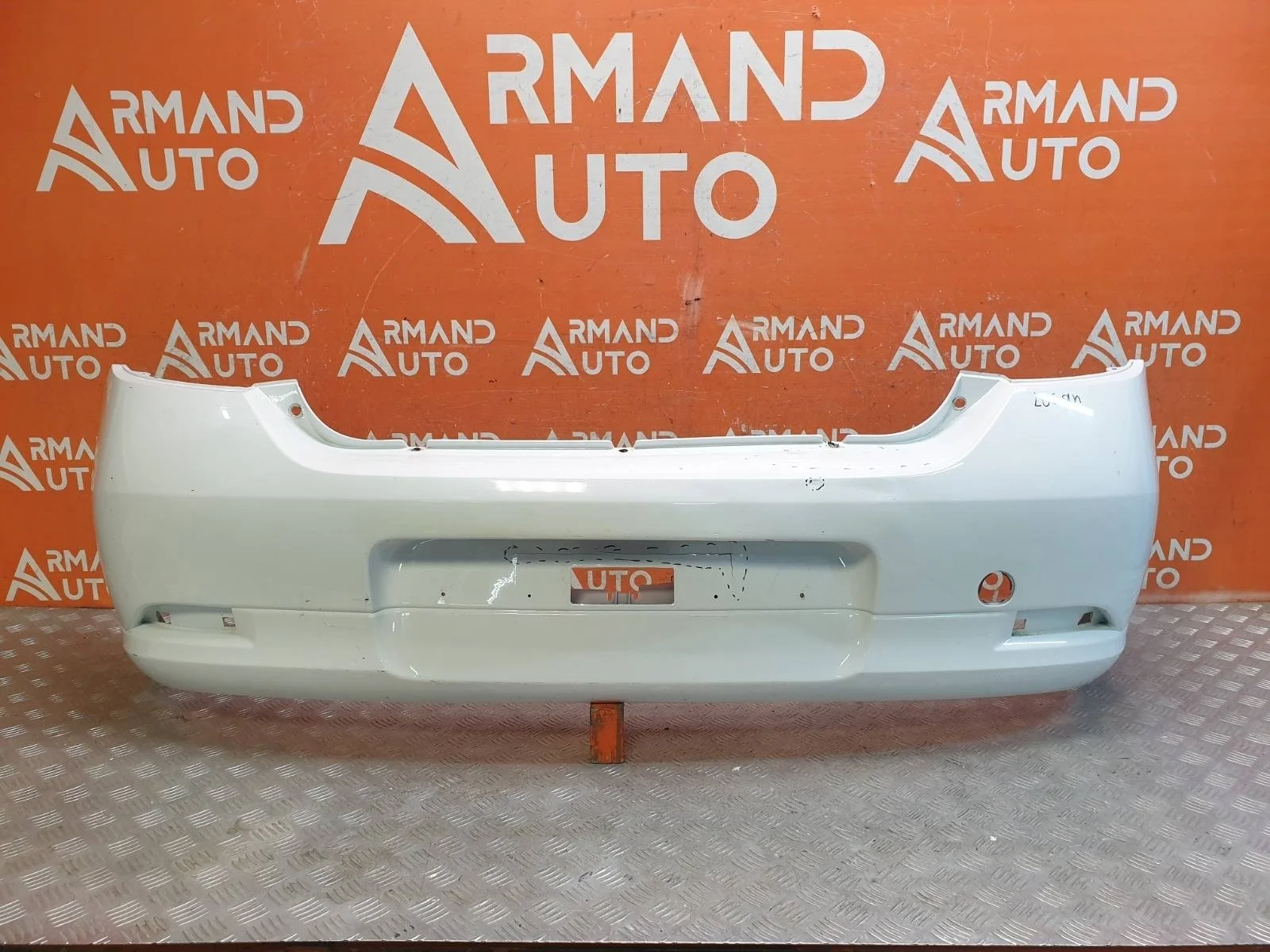 Бампер Renault Logan 2012-2022