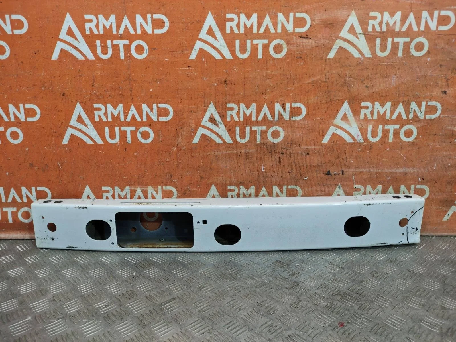 Усилитель бампера Land Rover Range 2012-2022 4 L405