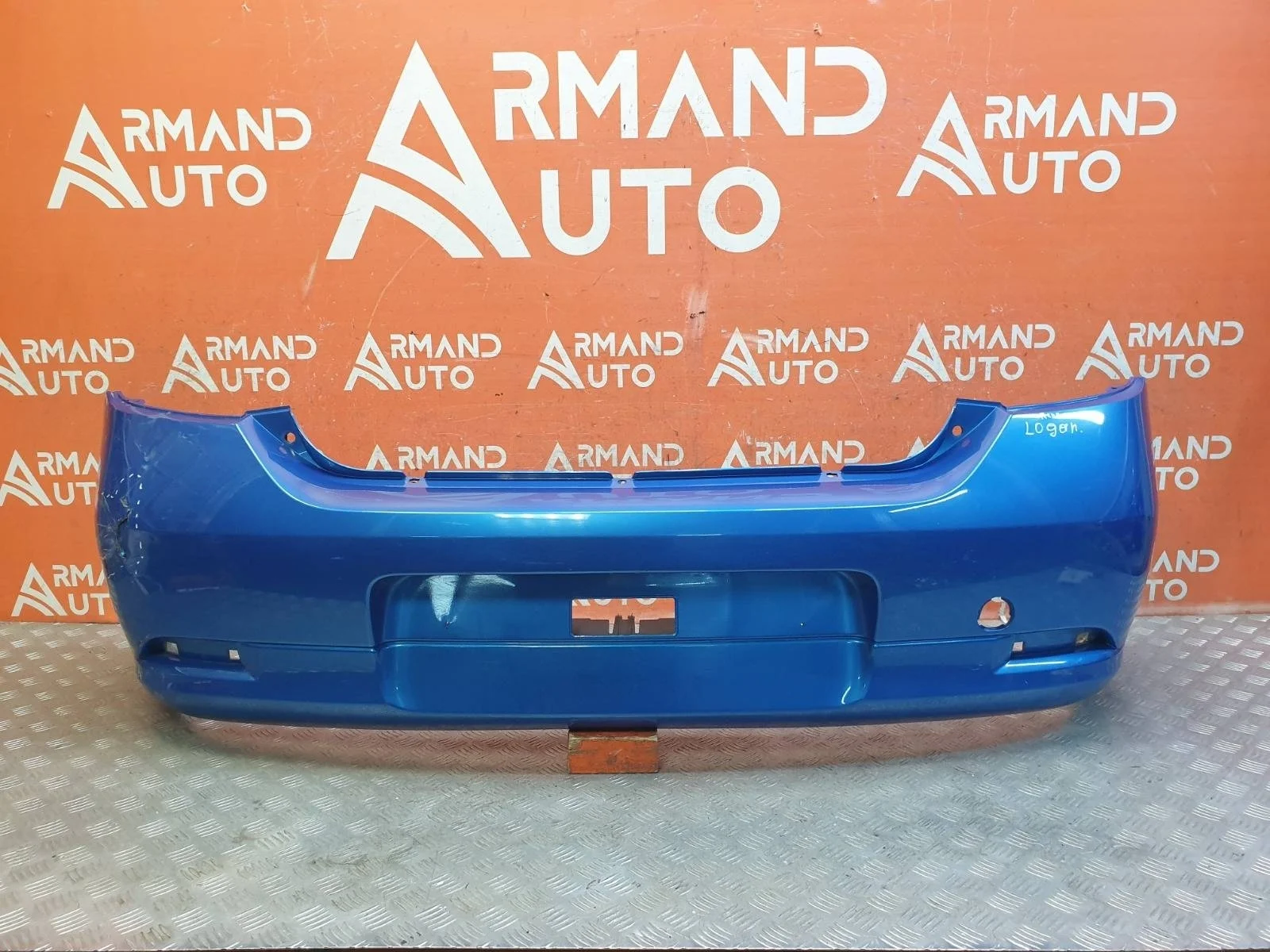 Бампер Renault Logan 2012-2022