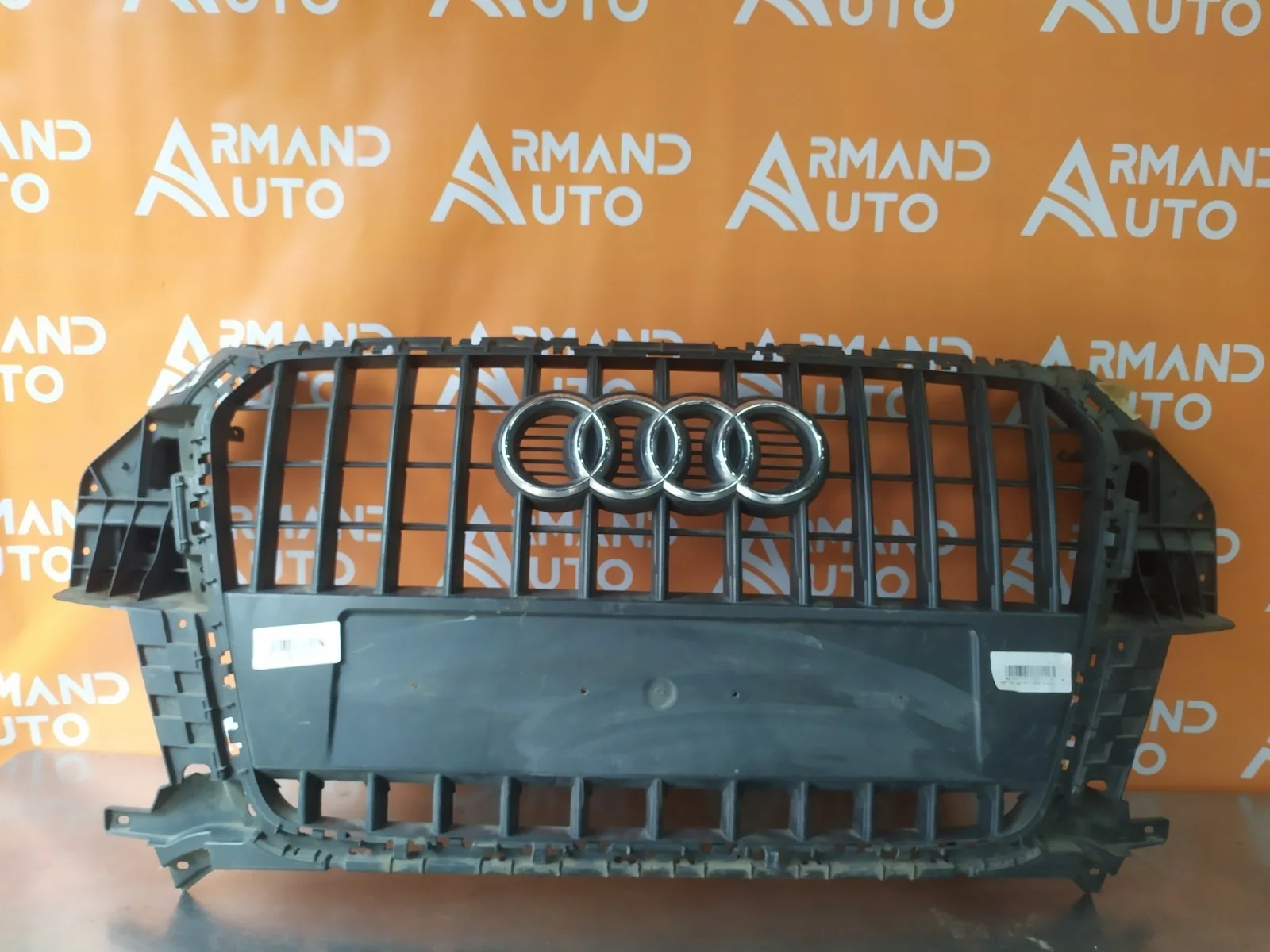 Решетка радиатора Audi Q3 2011-2014 8U