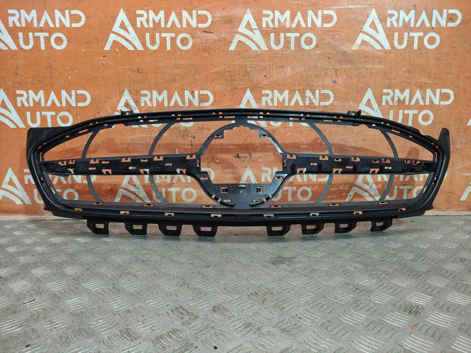 Решетка радиатора Mercedes CLA-Class 2019-нв C118