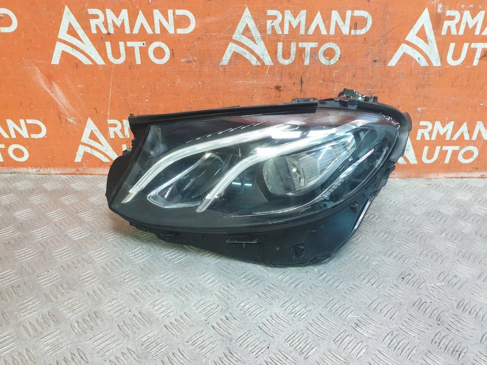 Фара Mercedes -Class 2016-2020 W213, S213, C238