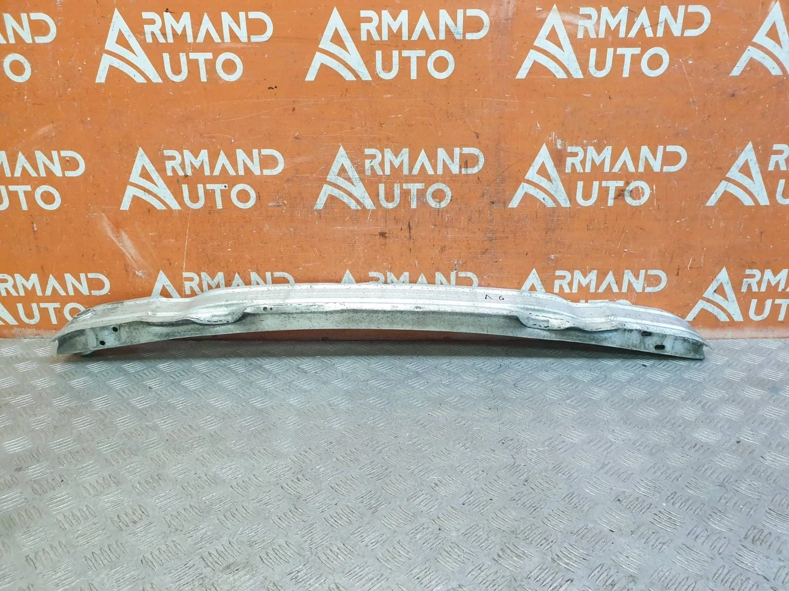 Усилитель бампера Audi A6 2011-2018 4 C7