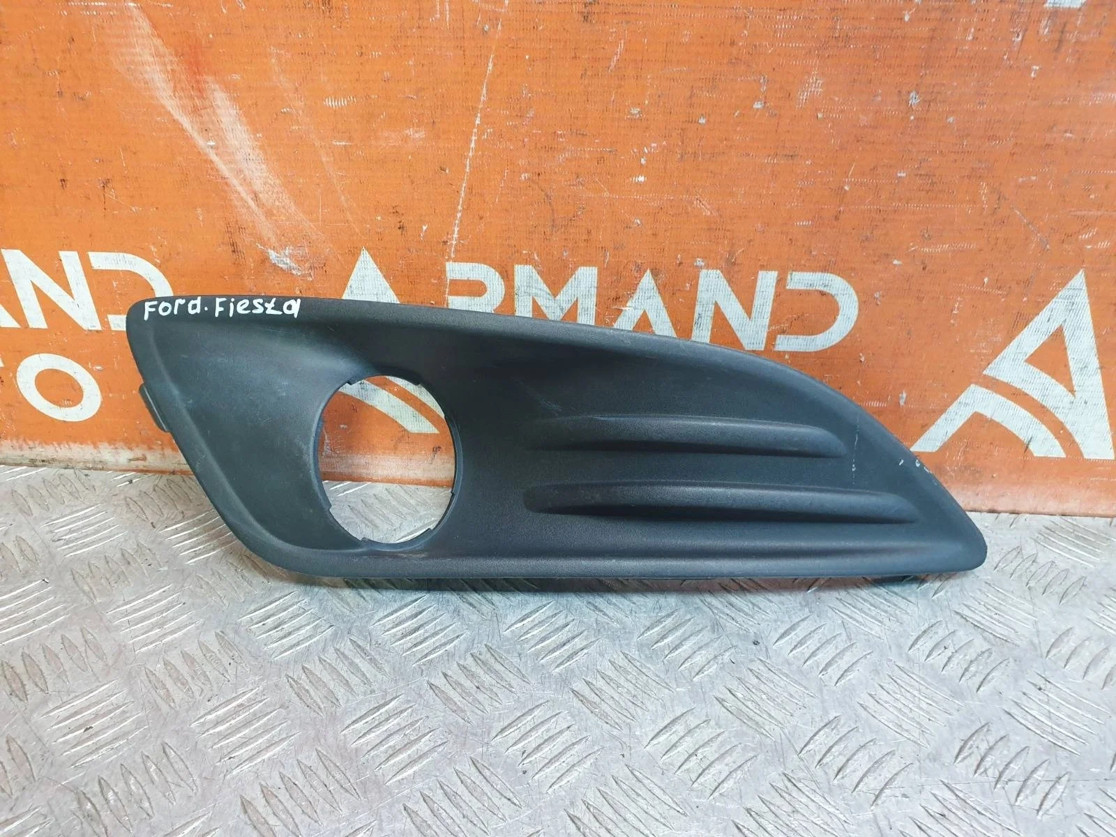 Окантовка птф FORD Fiesta 2012-2019 Mk6