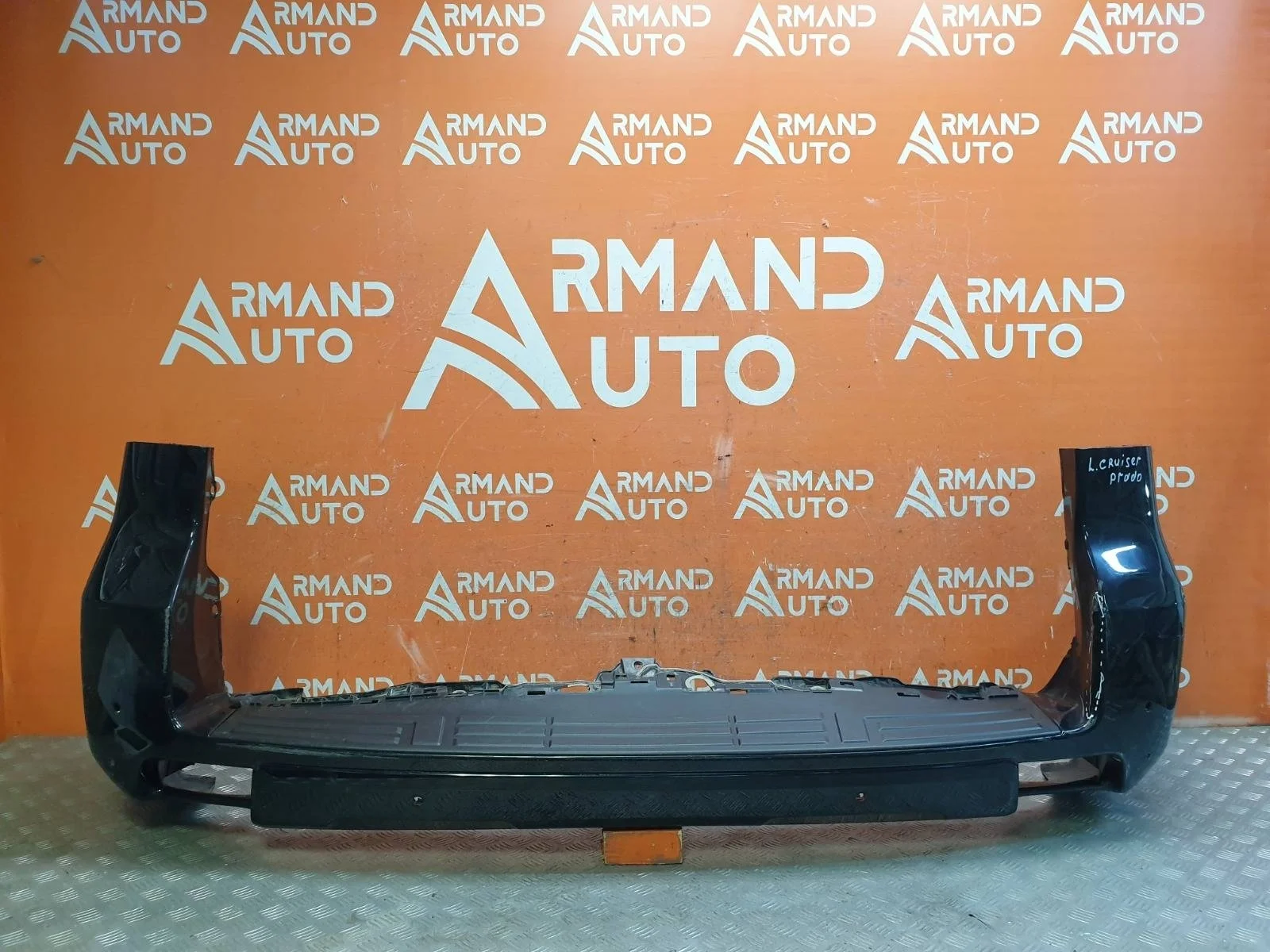 Бампер Toyota Land Cruiser Prado 2017-нв 150