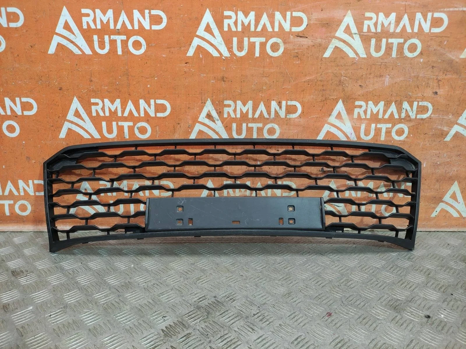 Решетка бампера Mitsubishi Pajero Sport 2015-2021 3