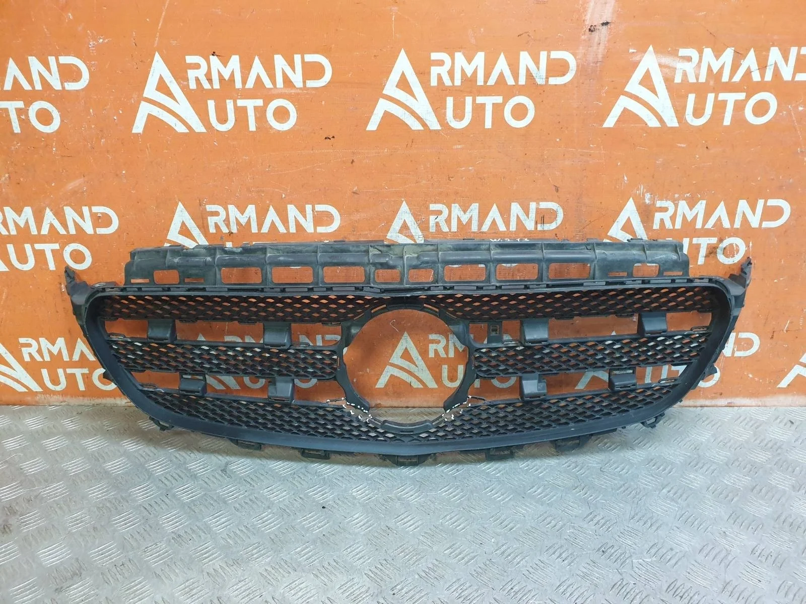 Решетка радиатора Mercedes -Class 2016-2020 W213, S213