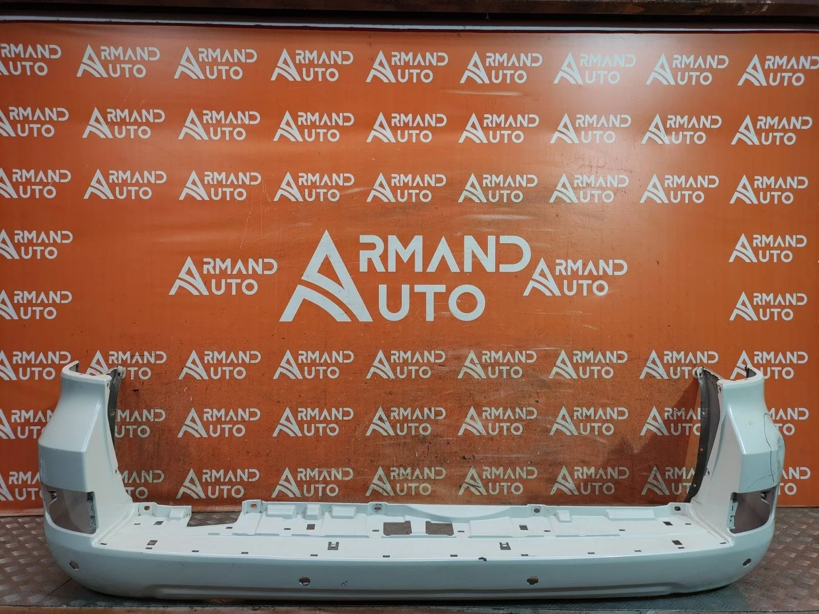 Бампер Toyota Land Cruiser 2015-2021 200