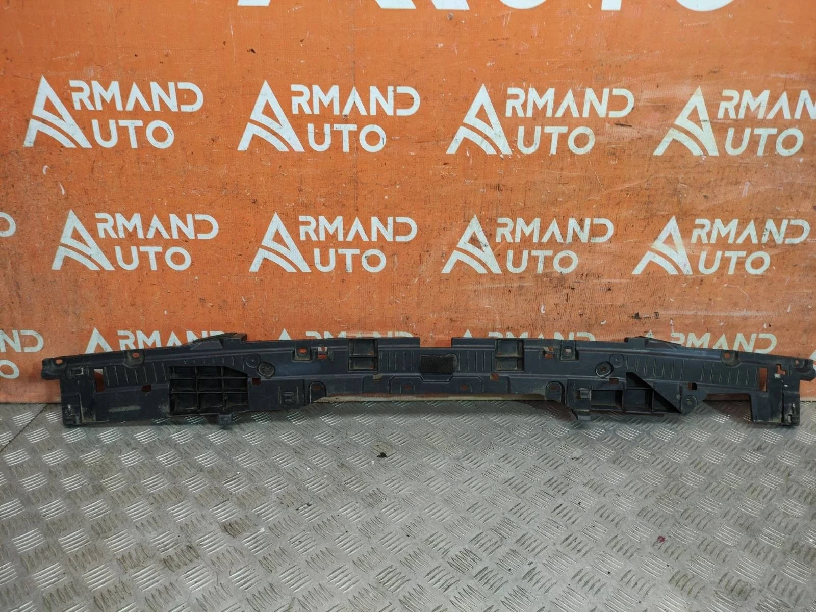 Кронштейн бампера Toyota Land Cruiser 2015-2021 200