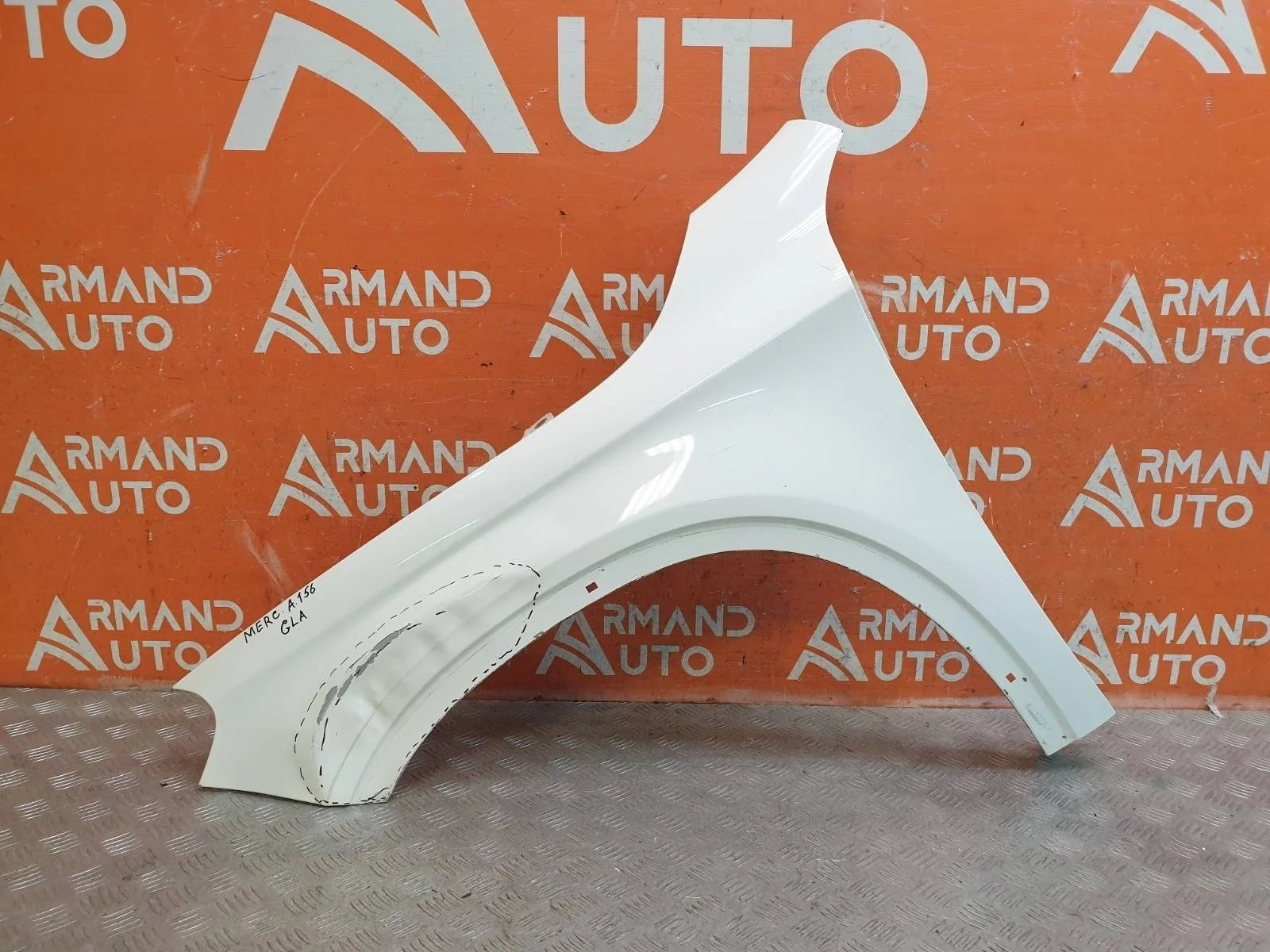 Крыло Mercedes GLA-Class 2013-2020 X156